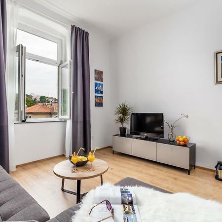 Apartman Deark Apartment Rijeka Ngoại thất bức ảnh