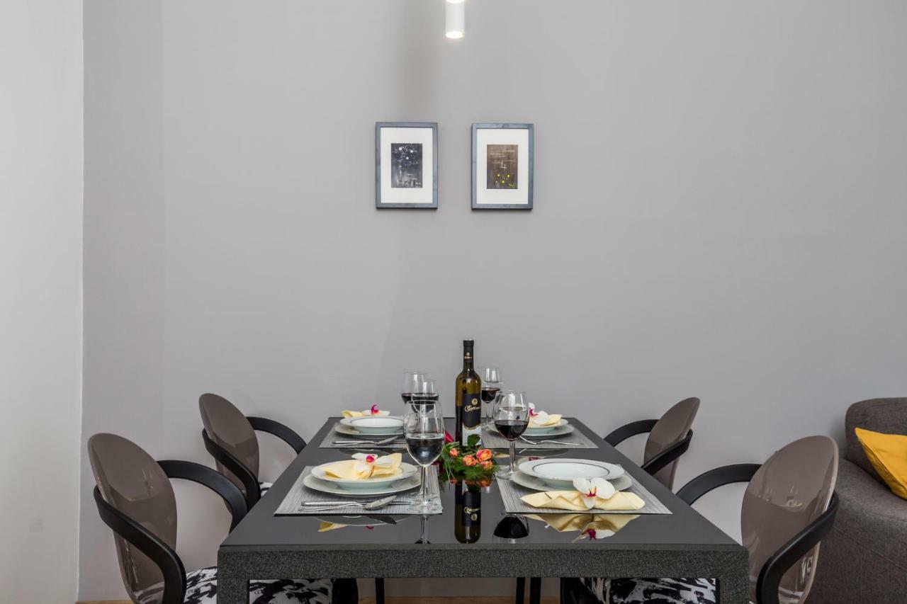 Apartman Deark Apartment Rijeka Ngoại thất bức ảnh